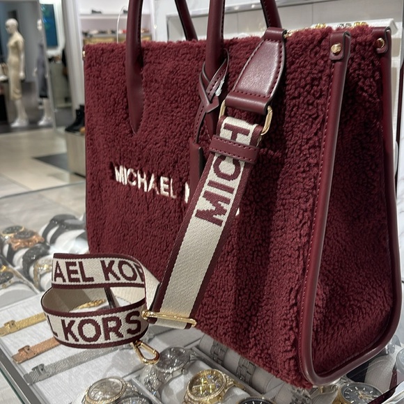 Michael Kors Medium SHEARLING MIRELLA Tote
Shoulder Bag 
Oxblood 
NWT - Picture 3 of 16